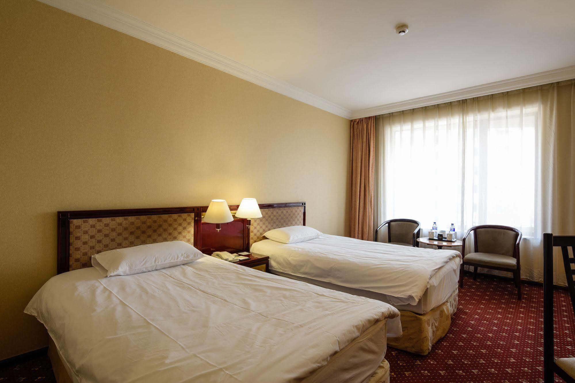 Yanshan Hotel Peking Exterior foto